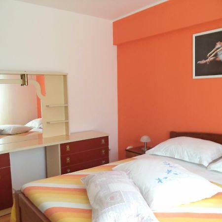 Valeriana Apartment Pola Esterno foto